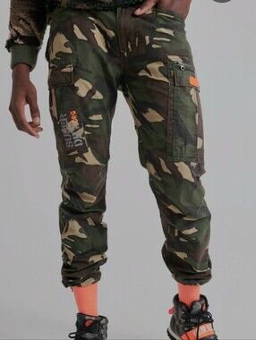 Superdry Men's Icon Parachute Cargo Camo Streetwear Pants 36W32L